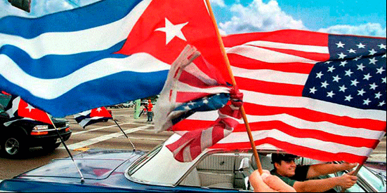 BANDERAS-cubana-y-americana