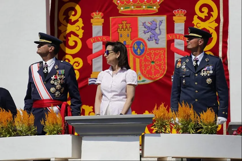 ministra defensa ejercito