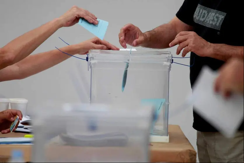 elecciones_votos_urna