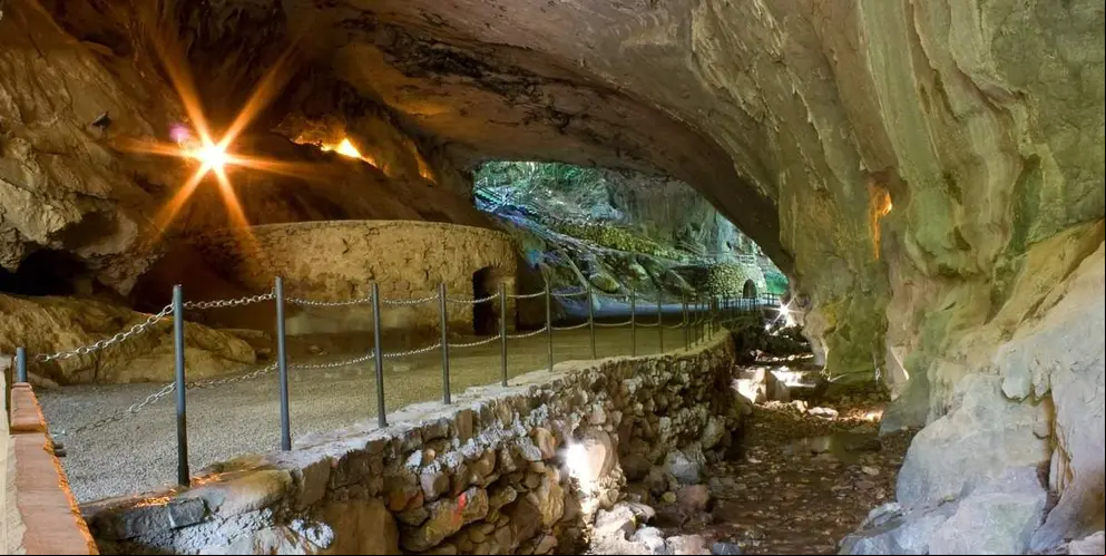 cuevas_zugarramurdi-brujas