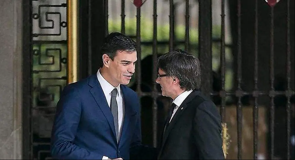Pedro Sánchez y Carles Puigdemont